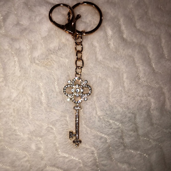 BLING  KEY BAG CHARMS NEW🔥 - Picture 8 of 11